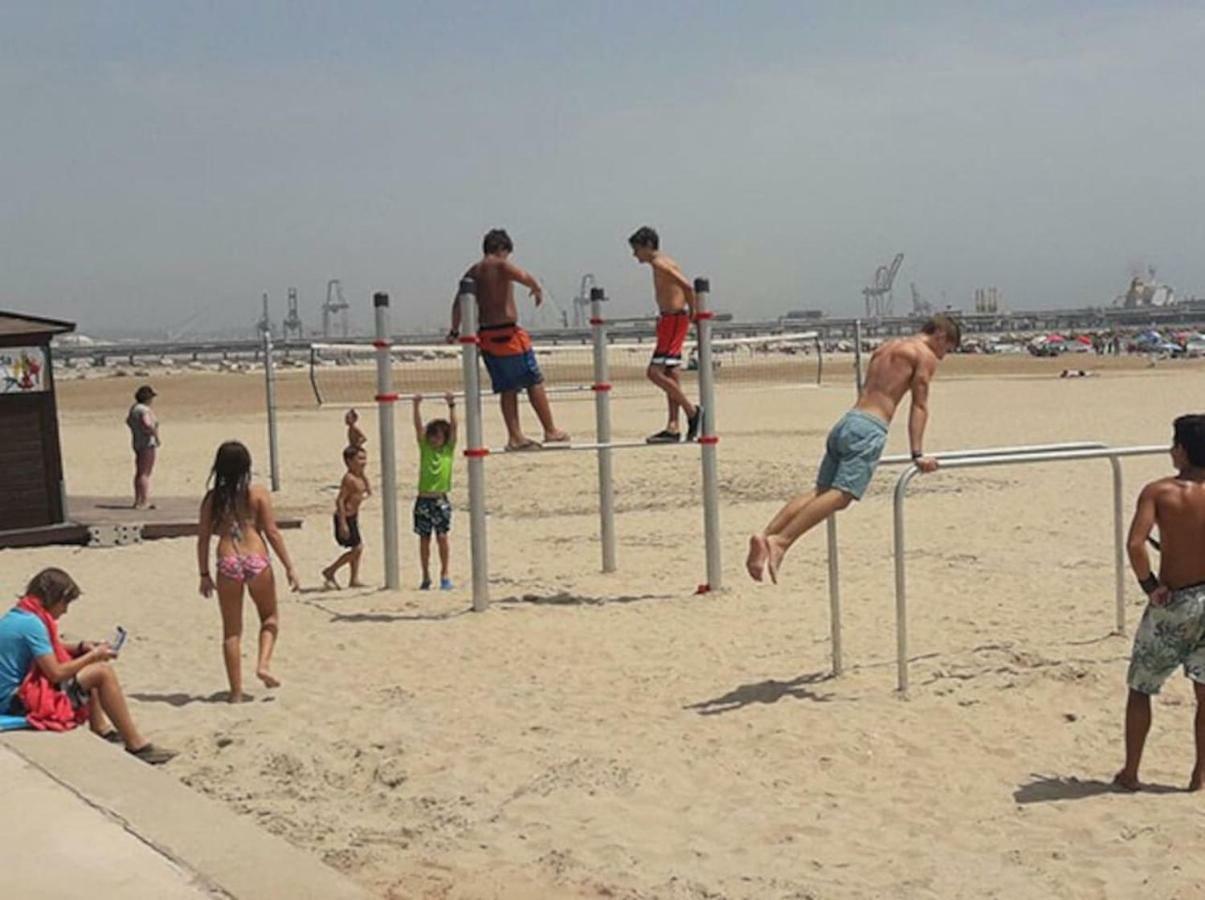 Port Aventura, Exclusivo Alojamiento La Pineda Buitenkant foto