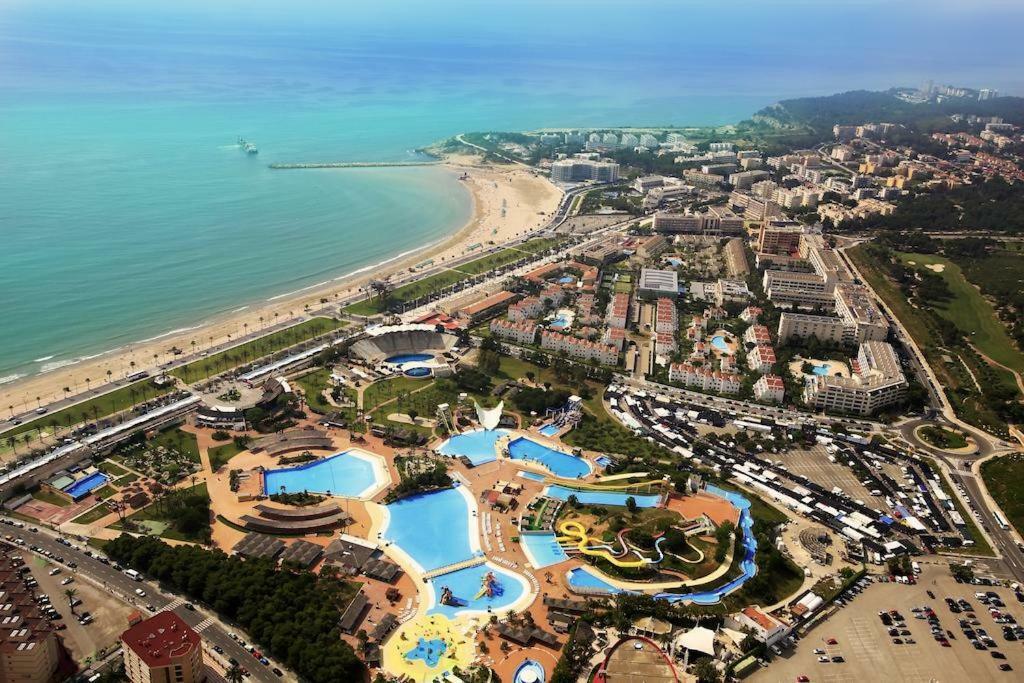Port Aventura, Exclusivo Alojamiento La Pineda Buitenkant foto